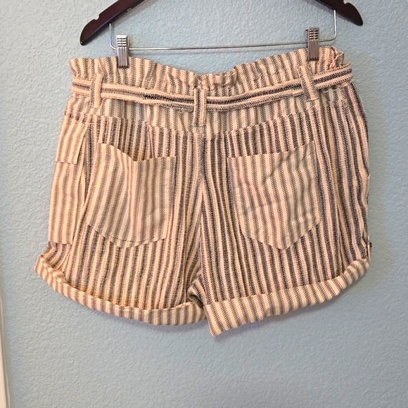 FP ONE Harriet Striped Shorts Sz Large Cuffs Pockets Boho Chic - Picture 7 of 15